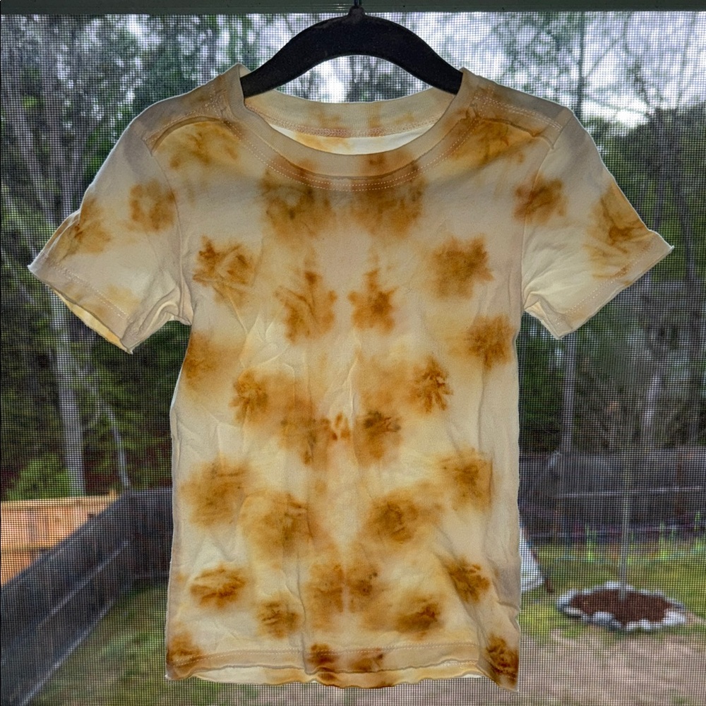 2T Honest Co Tee Hand Dyed with Coreopsis